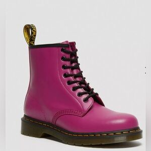 Dr. Martens 1460 Smooth Leather Lace Up Boots In Pink Size 5 New